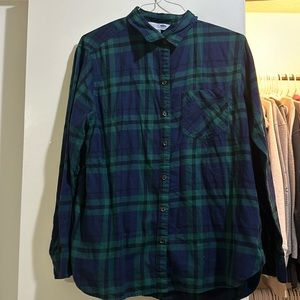 Old Navy women’s plaid shirt.